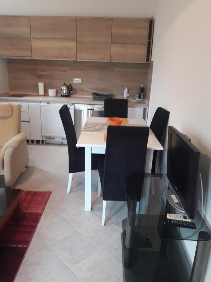 Macko, Apartmani Tivat Bagian luar foto
